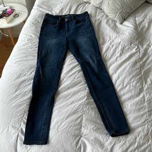 American Eagle Next level stretch